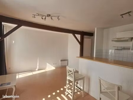 f2 à louer