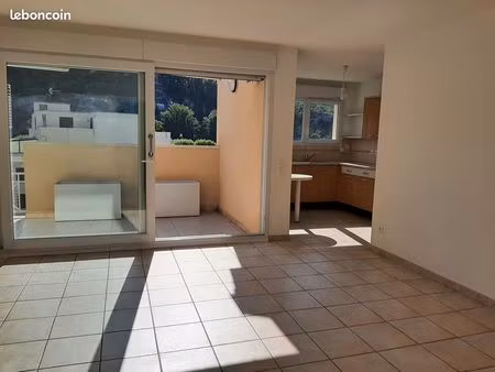 appartement lumineux centre-ville cahors – proche pont valentré et hôpital