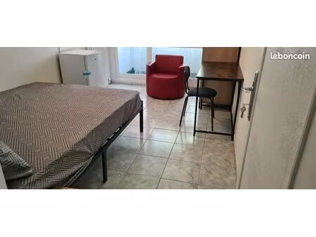 chambre 5 pièces 108 m²