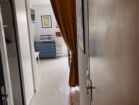 studio 1 pièce 18 m²