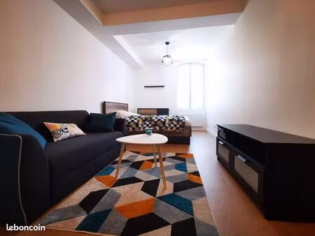 studio 1 pièce 30 m²