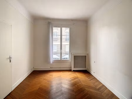 petite maison de ville paris 15e arrondissement - t2 vide pièces 63.23 m2