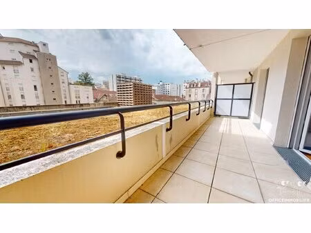 à vendre appartement t3 avec grande terrasse sud besançon  fontaine argent