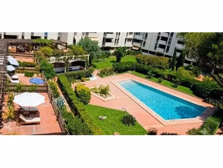 appartement spacieux de 86 m² avec conciergerie à perpignan