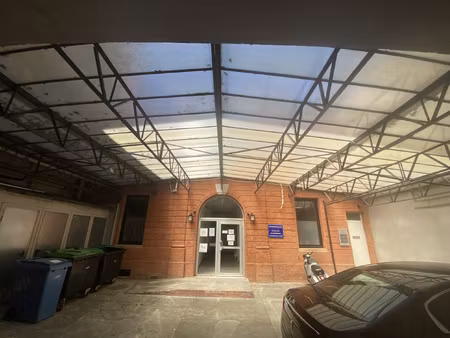 st-aubin  local professionnel 41 m2. ascenseur / clim