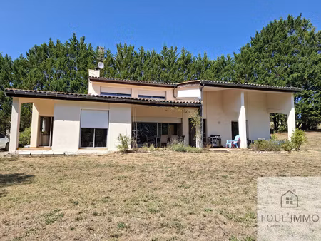 foulayronnes : maison t5 avec jardin en très bon état
