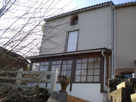 mallievre  maison en pierre a rénover 2ch  cour  garage et p