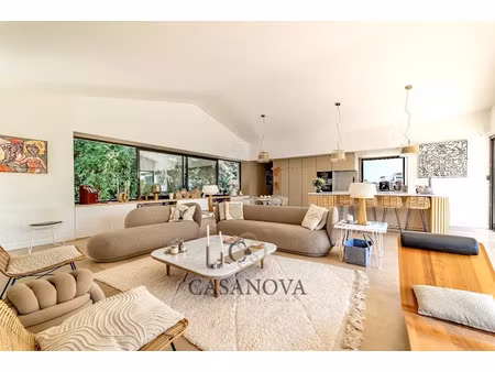 location maison 5 pièces 173 m² à saint-aunès (34130)  4 500 €