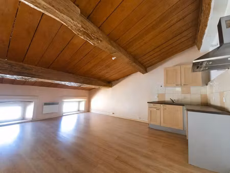 location appartement 3 pièces 40 m² à aups (83630)