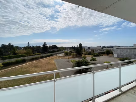 t1 bis avec balcon - décines charpieu - secteur grand large