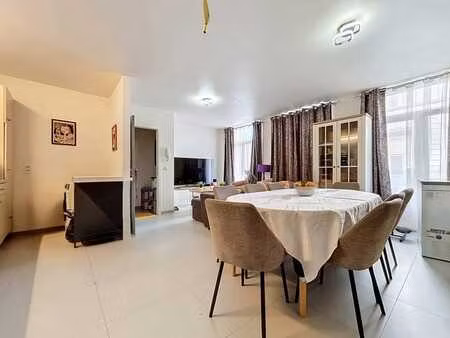 appartement une chambre rénové - peb b - top situation !