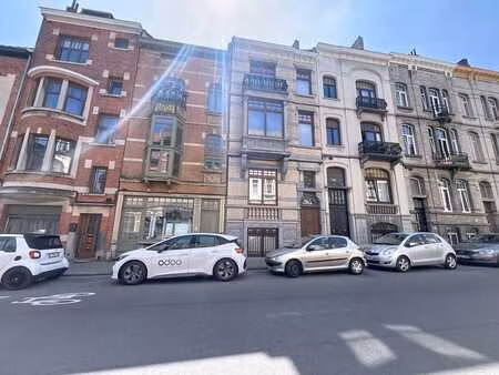 lumineux appartement 2 chambres avec jardin orienté sud