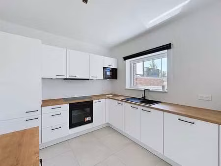 appartement 2 chambres avec parking et terrasse