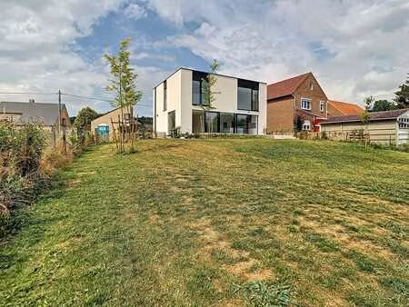 belle maison entièrement rénovée en 2019