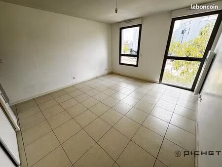 appartement 1 pièce 27 m²