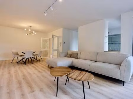 appartement à louer à sint-truiden € 1.100 (lqgp2) | zimmo