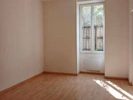 location appartement t1 à nantes centre ville (44000) : à louer t1 / 23m² nantes centre vi