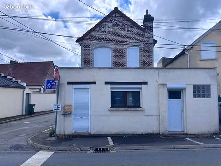 maison 2 pièces 70 m²
