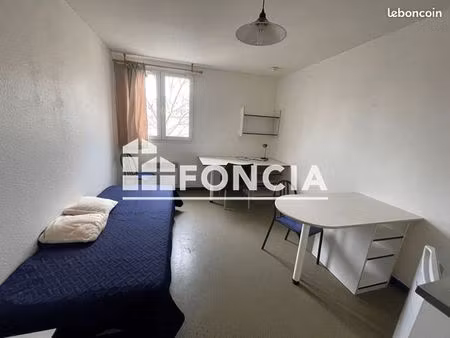 studio 1 pièce 18 m²
