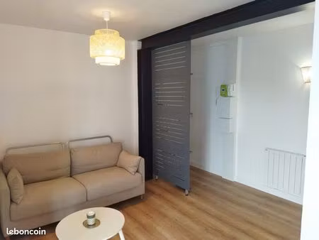 charmant studio meublé - mouzillon (proche nantes & cholet