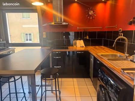 appartement f3 meublé et rénové- quartier calme