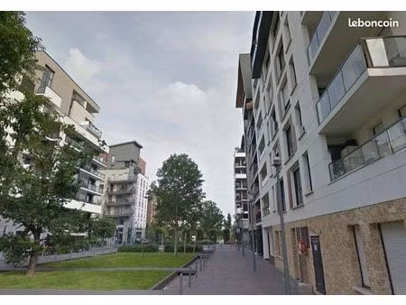 studio 1 pièce 26 m²