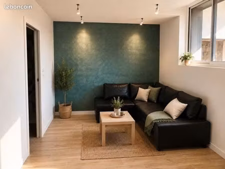 beau studio meublé de 30 m² – lumineux  calme et proche du centre-ville