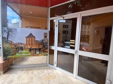 meublé avec terrasse à 200m gare