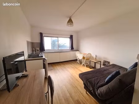 studio 1 pièce 22 m²