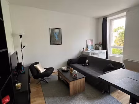 location appartement 2 pièces 38.4 m² à brest (29200)  450 €