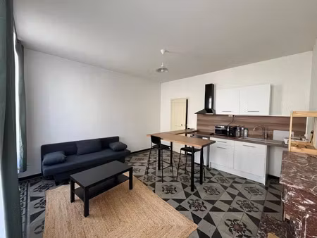 location meublée appartement 2 pièces 36.8 m² à orleans (45000)  621 €