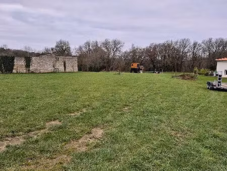 vente terrain 1200 m² à sers (16410)  38 500 €