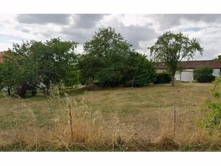 vente terrain 408 m² à iteuil (86240)  42 900 €