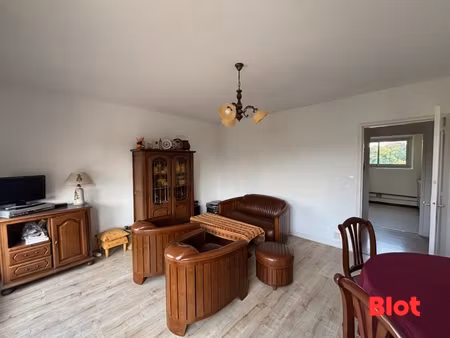 a louer chez blot immobilier - appartement t3 meuble de 61m²