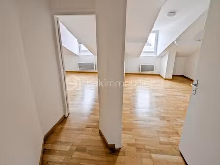 bel appartement t2 hyper centre de chelles a 5 minutes de la gare faibles charges