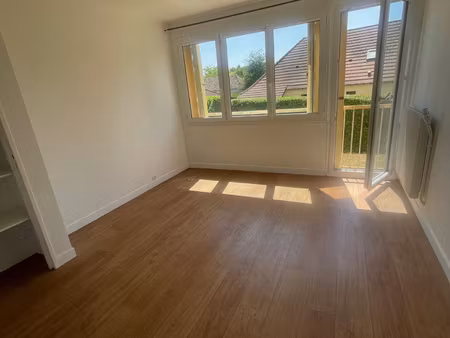 studio à louer au calme et rénové - st andré les vergers