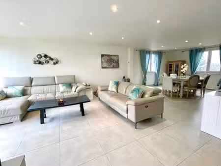 beaumont-sur-grosne - maison de 180 m² - atelier de 100 m² - appentis - terrain de 2300 m²