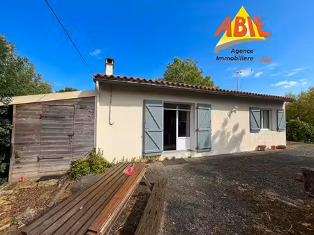 maison au bord de l'eau sur la commune de taugon