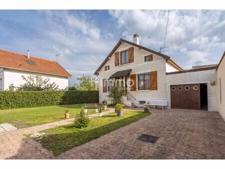 maison 6 pièces - grand garage