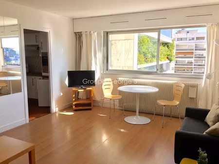 location meublée appartement 1 pièce 31.56 m² à paris 15ème (75015)  1 320 €