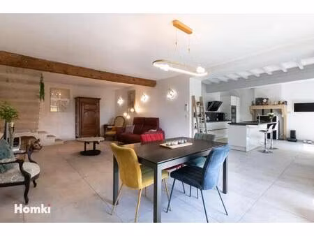 maison de ville t5 de 215 m2 à lucenay 69480