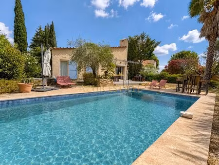valbonne : villa 6 pieces avec terrain et piscine dans domaine sécurisé