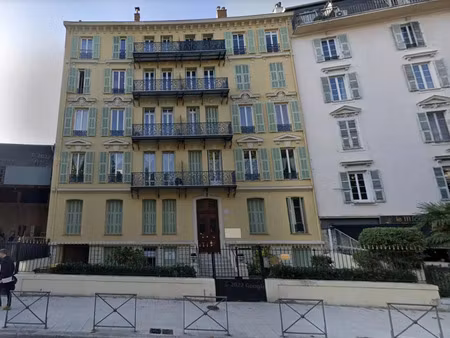 location appartement 4 pièces 87 m² à nice (06000)