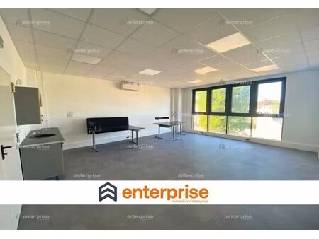 location bureaux 40 m²