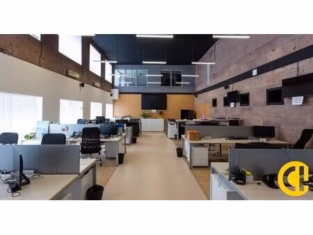 location bureaux 540 m²