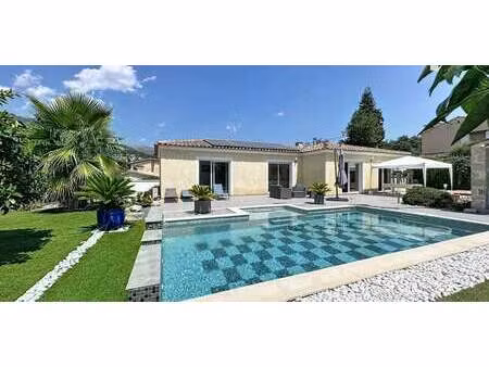 maison avec piscine et terrasse vence (06)