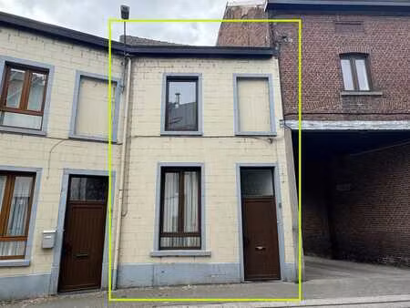 petite maison avec 2 chambres dans le centre de halle