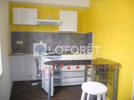 location appartement 2 pièces meublé à thouars (79100) : à louer 2 pièces meublé / 21m² th