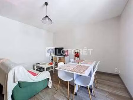 location maison à bressuire (79300) : à louer / 34m² bressuire
