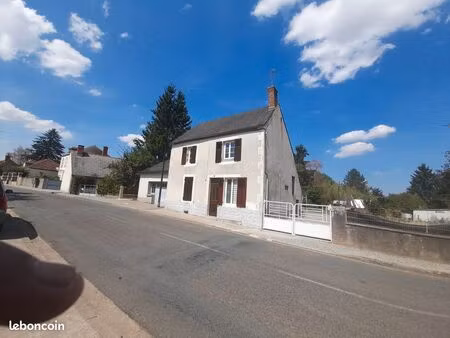 maison de campagne à saint saturnin 112 m2 avec 769 m2 de terrain plus un jardin de 790 m2